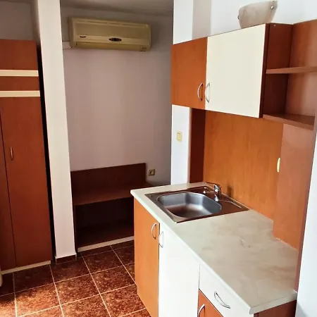 бреза Hostel Napospart