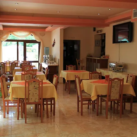 бреза Hostel Napospart