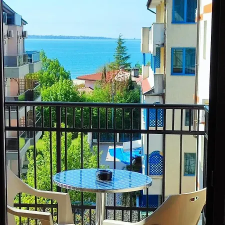 бреза Hostel Napospart